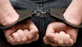 Вісім років за крадіжку: на Полтавщині засудили грабіжників