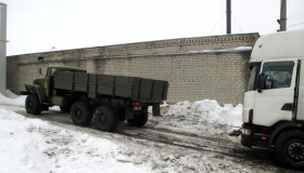 МНС стверджує, що вчора витягли зі снігу 13 вантажівок та автобус