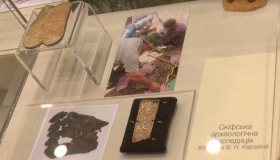 У Харкові показали скарби, знайдені у Більську на Полтавщині