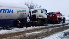 На Полтавщині чотири людини звільнили зі снігових заметів