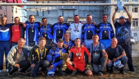 Мотобольна "Нива" з Вишняків виграла перший трофей нового сезону