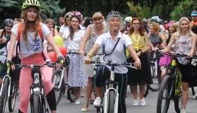 У Полтаві відбувся традиційний жіночий велопарад