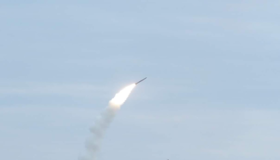 Росіяни атакували Кременчук у роковини ракетного удару по "Амстору"