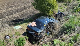 На Полтавщині перекинувся автомобіль: двоє у лікарні