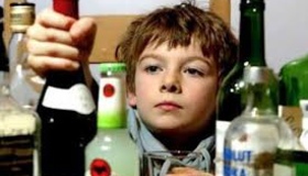 Понад 50 дітей на Полтавщині потрапили до лікарень із алкогольним отруєнням