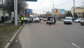 На перехресті Сінної та Пушкіна - аварія. ФОТО
