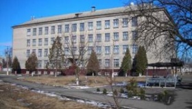Кременчуцька школа-інтернат виплатила випускнику передбачені законом 7.7 тисяч лише через суд