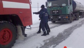 Негода зі снігом дісталася і до Полтавщини: відключена електрика, на дорогах - замети