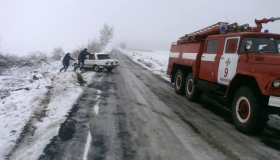 В області через сніг із доріг злітають машини, а в Полтаві опадів немає взагалі. КАРТА