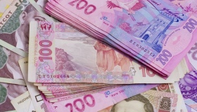 Держбюджет "подарував" Полтавщині гроші на дітей-сиріт