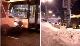 Учора ввечері через аварію в Центрі не їздили тролейбуси