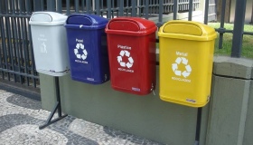 На Новосанжарщині обіцяють сортувати сміття