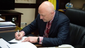 Головко підписав розпорядження про декомунізацію