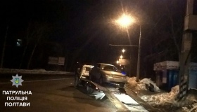 У Полтаві п'яний водій протаранив кіоск