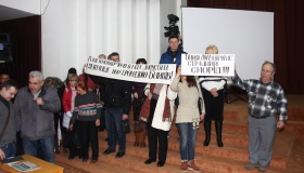На засіданні обласної ради - безлад через проблему Біликів. Голова оголосив перерву