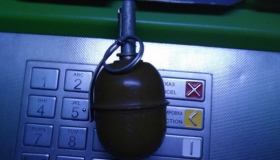 На банкоматі в Полтаві знайшли гранату