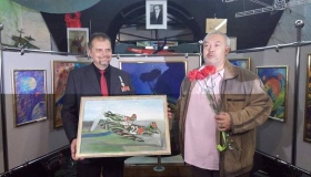 В музеї космонавтики експонують картини Ігоря Лотиша. ВІДЕО