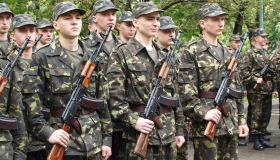 З Полтавщини добровільно пішли до армії 300 юнаків