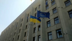 У Полтаві замайорів прапор Європейського Союзу