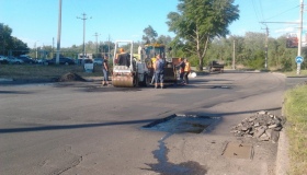 У Полтаві ремонтують аварійно-небезпечну дорогу на Леваді