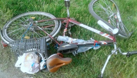 У Кременчуцькому районі автомобіль збив велосипедиста, а водій намагався втекти