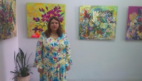 Тетяна Кобзар представила персональну виставку у художньому салоні
