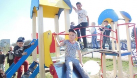 У Полтаві відремонтують дитячі майданчики