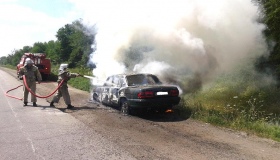 На Полтавщині протягом доби згоріло одразу три автівки