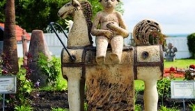 На Полтавщині відкрили парк глиняних скульптур