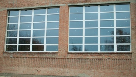 У Диканській гімназії встановили енергоефективні вікна