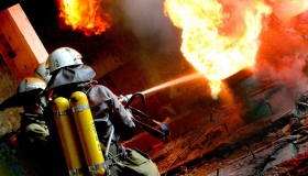 У Полтаві рятувальники ліквідували пожежу в житловому будинку
