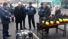 Миргородські рятувальники отримали у подарунок автомобіль і нове обладнання