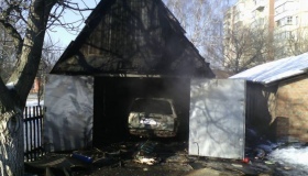 У Миргороді згоріла автівка