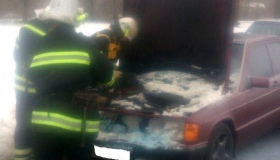 У Лохвиці рятувальники ліквідували пожежу в легковику