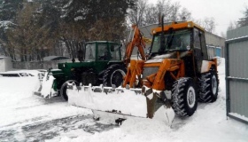 Полтавські комунальники готуються до нічного снігопаду
