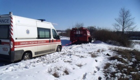Полтавські рятувальники відбуксирували чотири автомобілі