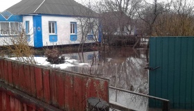 На Полтавщині тривають роботи з відкачування талої води