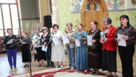 У Полтаві нагородили жінок – волонтерок, журналісток, медиків