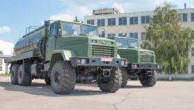 КрАЗ презентував нові автоцистерни для військових