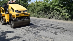 У Щербанівській ОТГ ремонтують проблемну дорогу