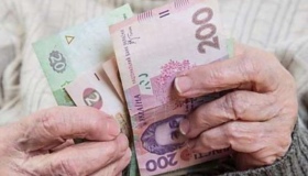 Полтавські пенсіонери отримають липневі виплати до 28 числа