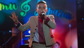 Хлопець із Полтавщини виборов гран-прі міжнародного пісенного конкурсу в Болгарії