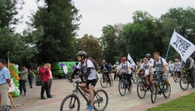  Полтавські велолюбителі підтримали сучасне українське кіно
