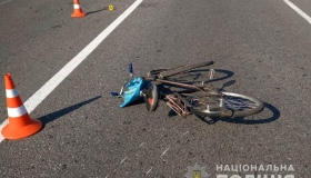 На Полтавщині в ДТП травмувалася велосипедистка