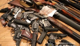 Полтавців закликають здати незаконну зброю