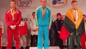 Полтавський юніор виграв "золото" чемпіонату Європи з пауерліфтингу