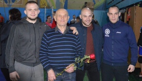 Видатний тренер Анатолій Табакін відсвяткував 80-річний ювілей на роботі