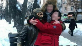 Кременчуцьких підлітків змусили стати на коліна за жарт зі скульптурою Бабаєву 