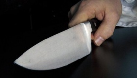 Поліція області встановлює обставини ножового поранення