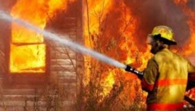 На Полтавщині рятувальники загасили пожежу у приватній будівлі